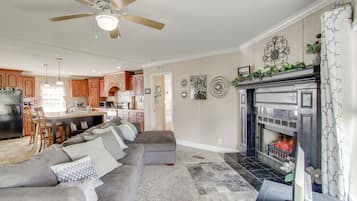 TV, fireplace, foosball, books