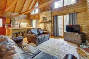 Televisión, chimenea y videojuegos 