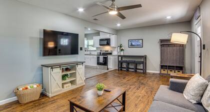Walk to East Texas A&M! Home w/ Pet-Friendly Yard