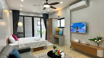 Doppia Standard | Ferro/asse da stiro, Wi-Fi gratuito