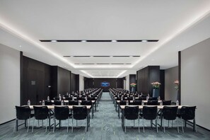 Meeting facility - Hilton Homewood Hotel in Vientiane City (Kunming)