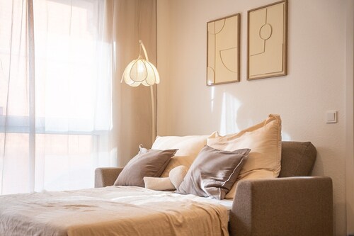 Apartment „Riversidesuite Tübingen“ mit gemeinsamer Terrasse, Garten und WLAN