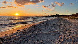 House | Beach - 5 Star Holiday Home in Aakirkeby (Akirkeby)