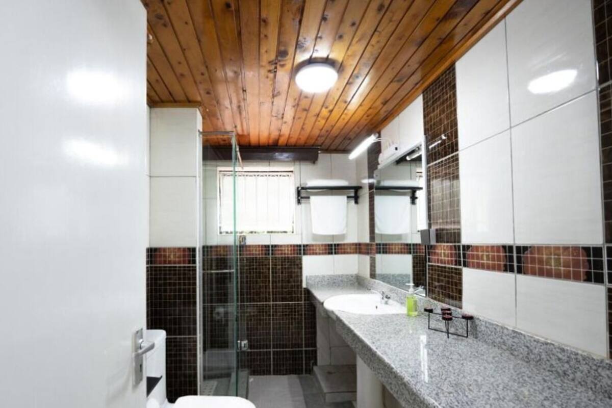 Double Room, Garden View | Bathroom