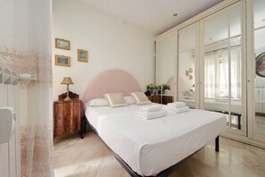 2 chambres, fer et planche à repasser, lit parapluie, Wi-Fi gratuit