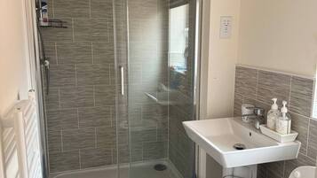 House, 3 Bedrooms, Garden View | Bathroom