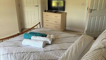 Hus, 3 soverom, hageutsikt | 3 soverom