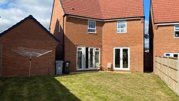 House, 3 Bedrooms, Garden View | Exterior
