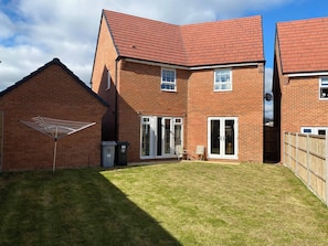 House, 3 Bedrooms, Garden View | Exterior - Comfortable 5 - Guest Abode - In Quiet Village (Grantham)