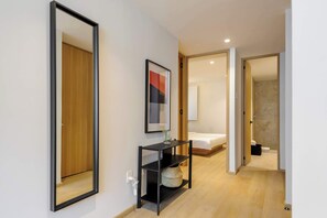 2 chambres, fer et planche à repasser, Wi-Fi, draps fournis