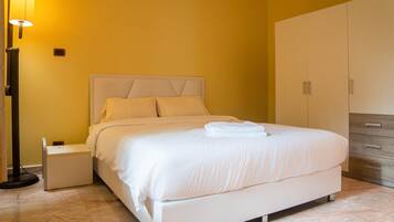 In-room safe, blackout curtains, iron/ironing board, free WiFi