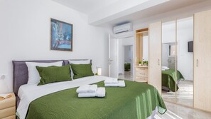 Bügeleisen/Bügelbrett, kostenloses WLAN, Bettwäsche