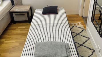 1 chambre, fer et planche à repasser, Wi-Fi, draps fournis