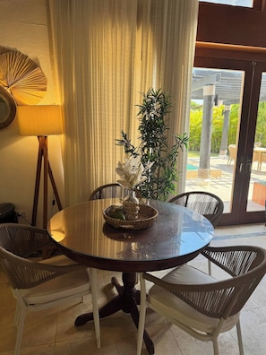 Villa, 3 Bedrooms, Accessible, Smoking | Dining