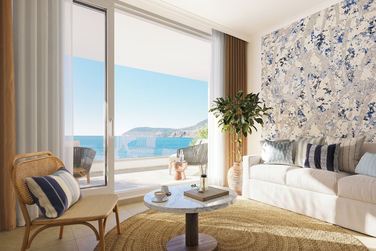 Hochwertige Bettwaren, Minibar, individuell dekoriert