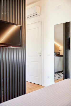 Design Double Room, Garden View | Free WiFi - Via Lungomare De Simone (Santa Maria di Castellabate)