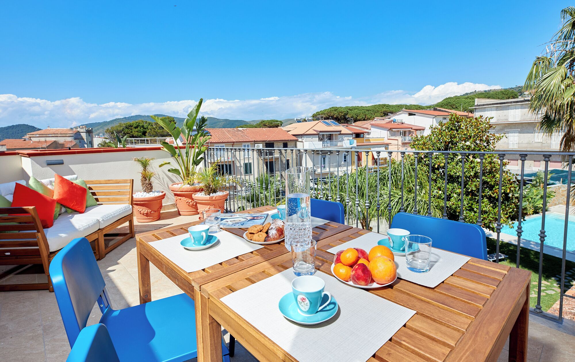 Standard Triple Room, Pool View | Free WiFi