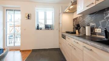 Réfrigérateur, plaque de cuisson