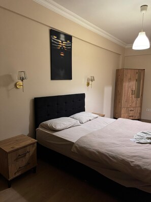 1 bedroom, iron/ironing board, internet - ELEGANCE OTEL EVİNİZ KADAR RAHAT TEMİZ HİJYEN GÜVENİLİR (İzmir)