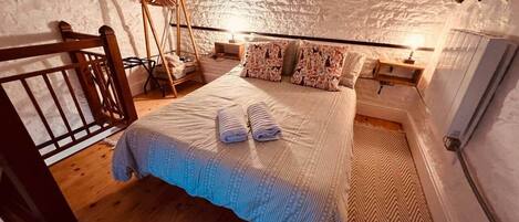 1 quarto, ferros/tábuas de passar roupa, Wi-Fi, roupa de cama