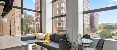 Télévision, espaces bureaux