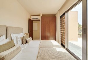 4 chambres, fer et planche à repasser, lit de bébé portatif, Wi-Fi