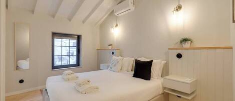 1 camera, ferro/asse da stiro, culla da viaggio, Wi-Fi