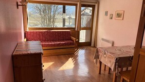 Unclassified image, 2 of 3, button - Apartment in Bessans Near Ski Trails (Bessans)