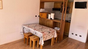 Unclassified image, 3 of 3, button - Apartment in Bessans Near Ski Trails (Bessans)