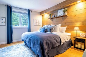 2 soveværelser, skrivebord, strygejern/strygebræt, Wi-Fi