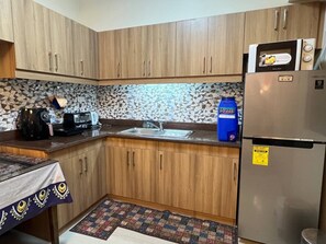 Microwave, stovetop