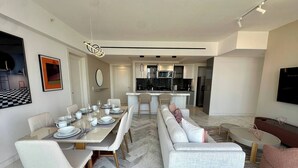 Billede uden beskrivelse, 5 af 36, knap