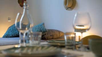 1 chambre, fer et planche Ă repasser, Wi-Fi gratuit, draps fournis