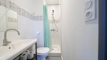 Dusch, hÄrtork och handdukar