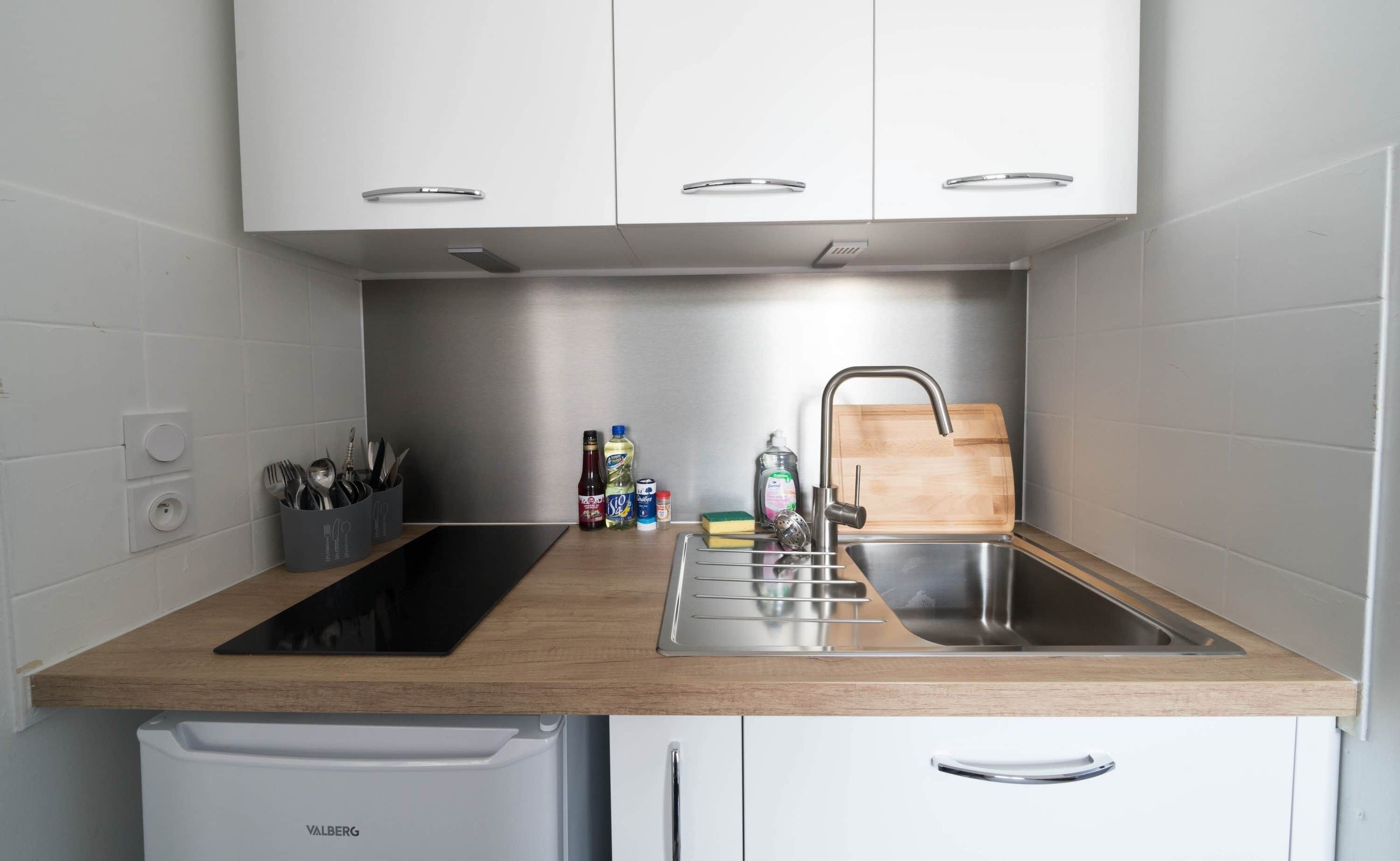 Fridge, microwave, stovetop, toaster