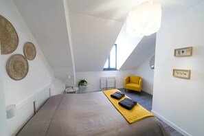 3 chambres, fer et planche à repasser, Wi-Fi gratuit, draps fournis