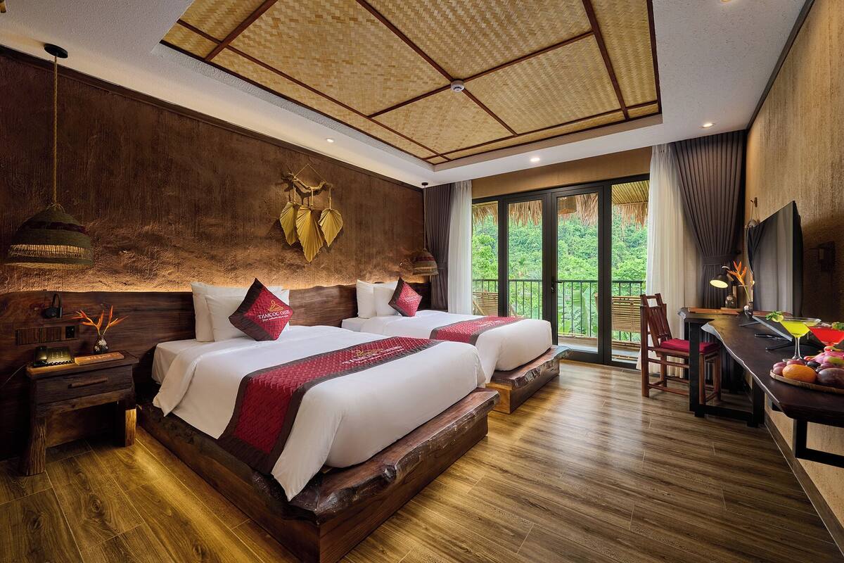 Egyptian cotton sheets, premium bedding, Select Comfort beds, minibar