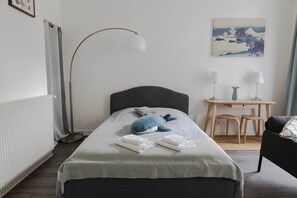 1 bedroom, iron/ironing board, free WiFi, bed sheets - Résidence Carnot - Chez Murillo (Vichy)