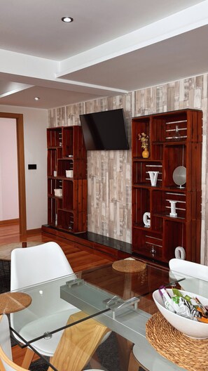 Apartment, 4 Schlafzimmer, Balkon, Gartenblick | Wohnzimmer