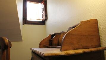 Habitación estándar doble, baño privado (Abuhardillada) | Miscelánea