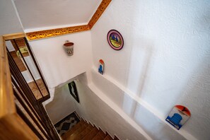 تفاصيل الفندق من الداخل