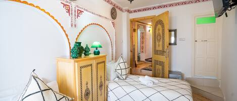 Double Room | Free WiFi