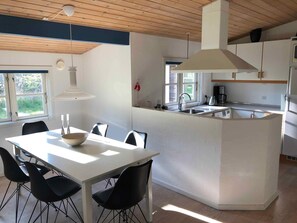 House | Interior - 5 Star Holiday Home in Aakirkeby (Akirkeby)