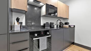 Microwave, oven, dishwasher