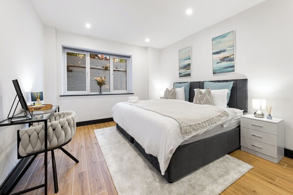 1 bedroom, iron/ironing board, Internet, bed sheets
