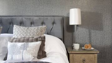 Tabla de planchar con plancha y internet