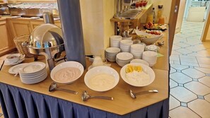 Breakfast, lunch, dinner served; German cuisine, garden views - Hotel Waldschlösschen (Oberhof)