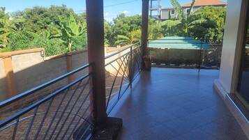 House, 3 Bedrooms, Accessible, Smoking | Balcony