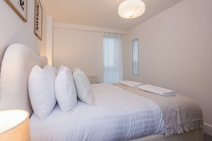 2 slaapkamers, een strijkplank/strijkijzer, wifi, beddengoed