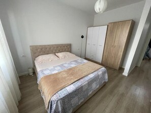 Huoneisto, 1 makuuhuone, parveke, kaupunkinäköala | 2 makuuhuonetta